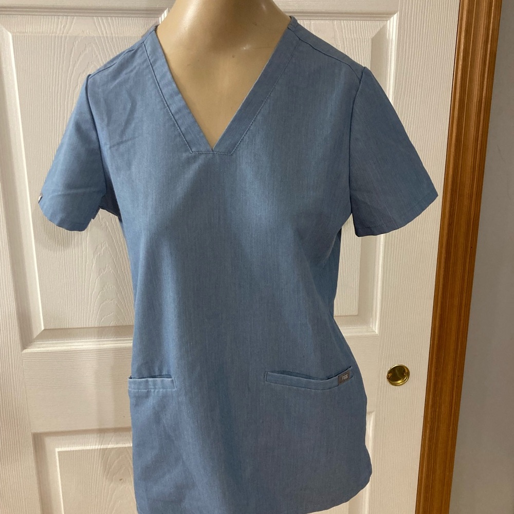 Fig Heathered Indago Casma 2 pocket scrub top